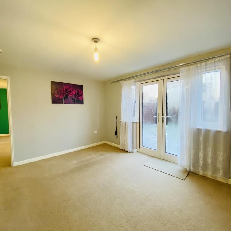 3 bedroom house to rent - Photo 1