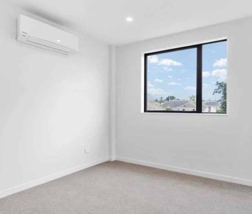 32A Coral Crescent, Panmure - Photo 2
