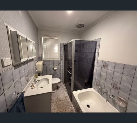 4 Broster Crescent, Davoren Park, SA 5113 - Photo 5