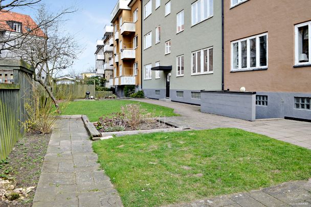 Röamöllagatan 71 - Photo 1
