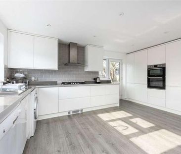 Bisley, Surrey, GU24 - Photo 5