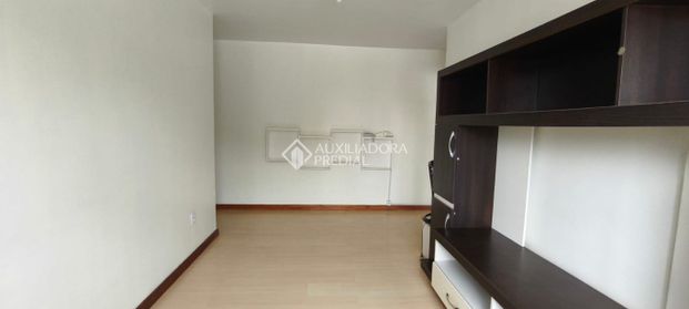 Apartamento com 2 quartos e 65m² para alugar em Centro, Canoas. - Photo 1