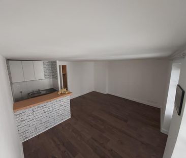 Location Appartement 1 pièce 26m² - Photo 2