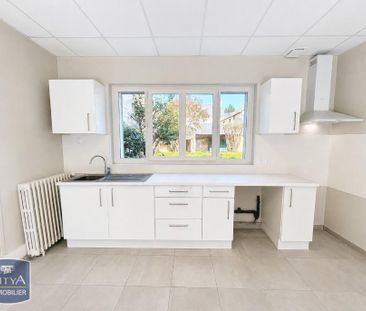 Location Maison 5 pièces 133m² BOURGUEIL 37140 - Photo 1