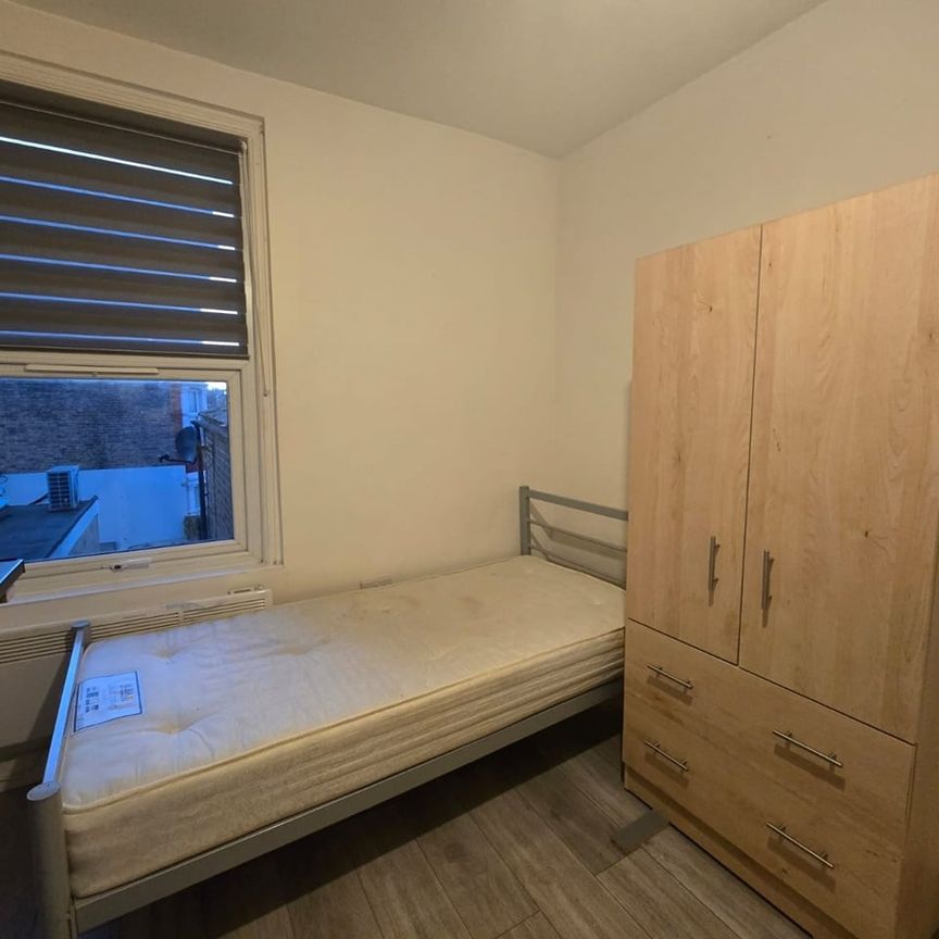 Studio Flat, Fairview Road, N15 - Photo 1