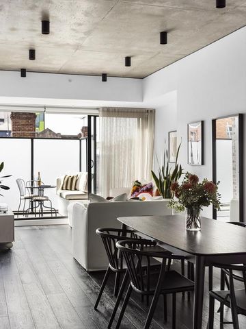 206/609 Burwood Road, Hawthorn VIC 3122 - Apartment For Rent | Domain - Photo 2