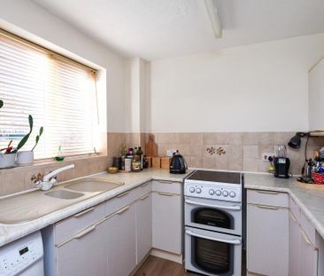 2 bedroom terraced house to rent - Photo 6