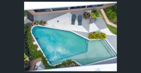 Fantastic Corner Unit – Ultimate Privacy with a Spacious Balcony! - Photo 3