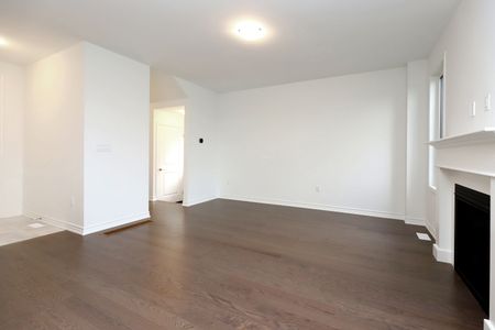 For Lease - 88 McBride Trail, Barrie, Ontario - Photo 3