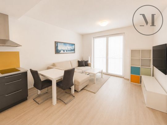 Pronájem bytu 2+kk 55 m² - Photo 1