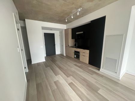 For Lease - 28 Eastern Avenue Unit# 911, Toronto, Ontario - Photo 2