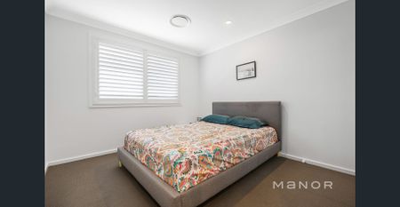 Modern Family Home with Luxury Inclusions in Kellyville! - Photo 3
