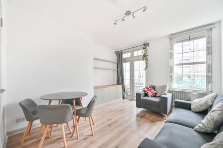 3 bedroom flat to rent - Photo 4