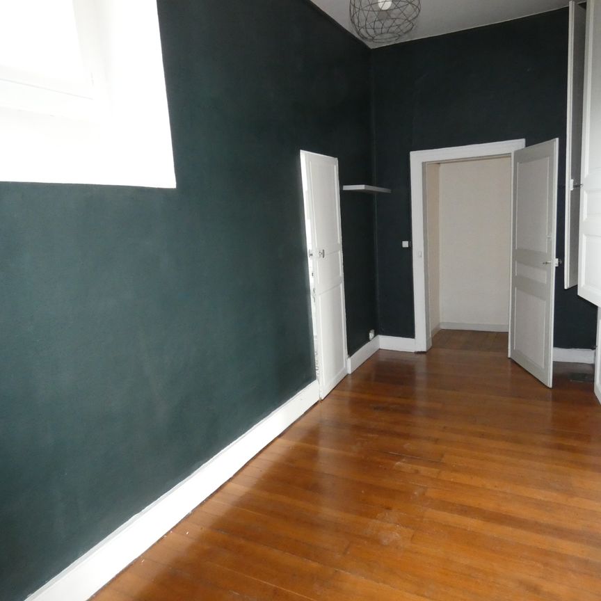 Location Appartement 3 pièces 117m² JOIGNY 89300 - Photo 1