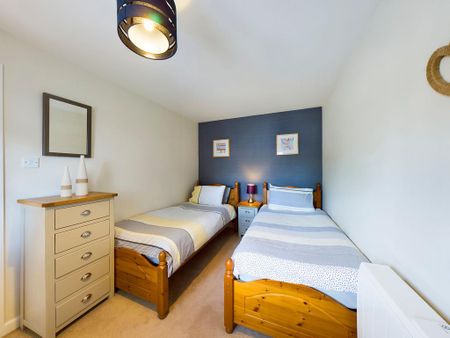 2 bedroom coach house to rent - Photo 4