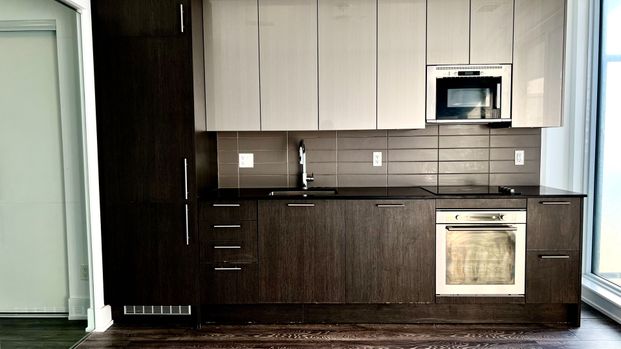 For Lease - 403 Church Street Unit# 2307, Toronto, Ontario - Photo 1