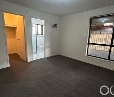 Open The Door to Spacious, Comfortable Family Living - Photo 6