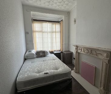 Room in a Shared House, Woodall Road, B6 - Photo 1