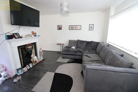 3 bedroom terraced house to rent - Photo 2