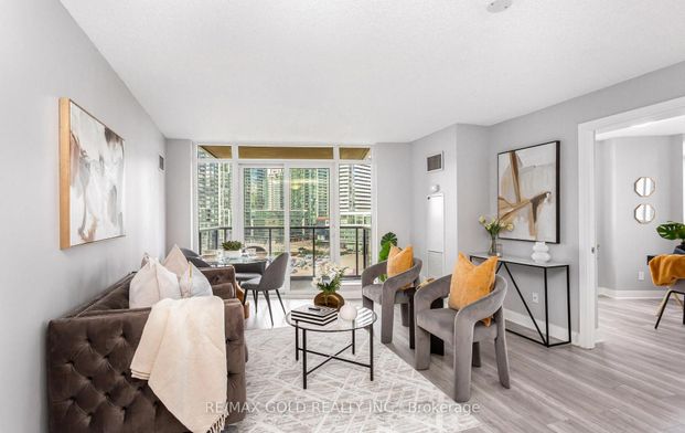 For Lease - 330 Burnhamthorpe Road Unit# 804, Mississauga, Ontario - Photo 1