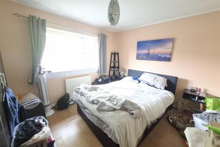 Barnacres Road - Photo 3