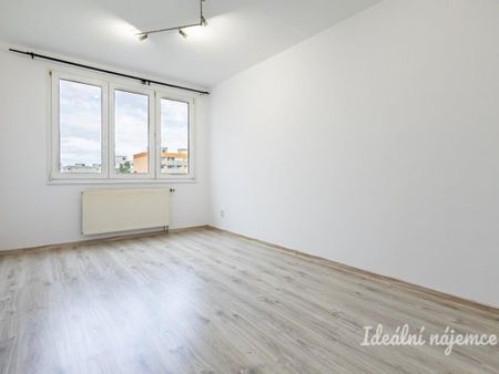 Pronájem bytu 3+kk 72 m2 - Fotografie 3