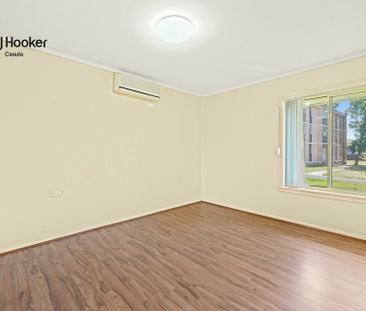 3-Bedroom Home in a Cul-de-sac - Photo 3