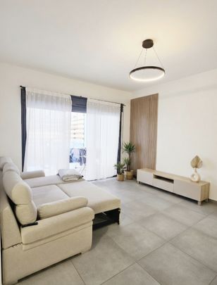 Location Appartement 3 pièces 70m² ST PIERRE 97410 - Photo 1