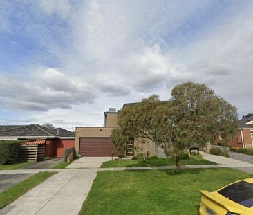 Beautiful Double Storey House in Cranbourne - Photo 1