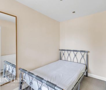 4 bedroom townhouse to rent - Photo 3