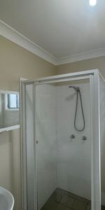 Spacious Granny Flat - Photo 3