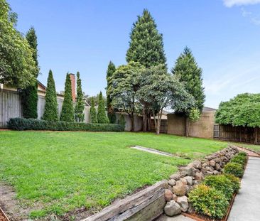 4/9 McGhee Avenue, Mitcham - Photo 2