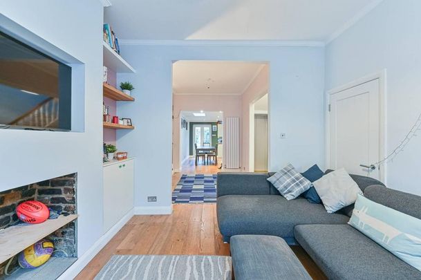 4 bedroom house to rent - Photo 1