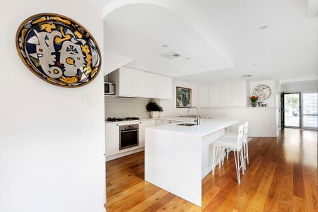 4 Keightley Road East, Shenton Park WA 6008 - House For Rent - $1,200 | Domain - Photo 4