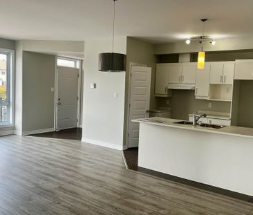 2 Chambres - Spacieux Et Tranquille - Photo 1