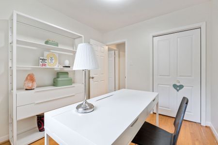 For Lease - 1920 Truscott Drive Unit# Main, Mississauga, Ontario - Photo 2