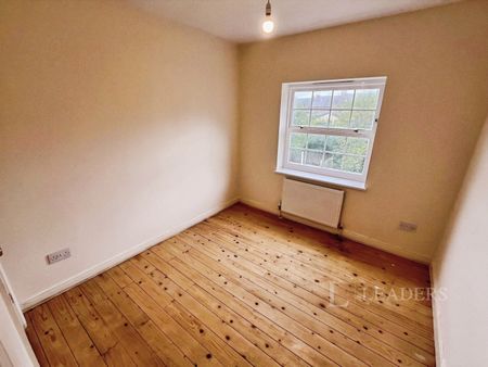 4 bedroom detached to rent Burghley Close, Dinnington - Photo 3