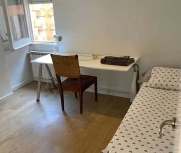 Passeig de Manuel Girona, Barcelona, Catalonia 08034 - Photo 5