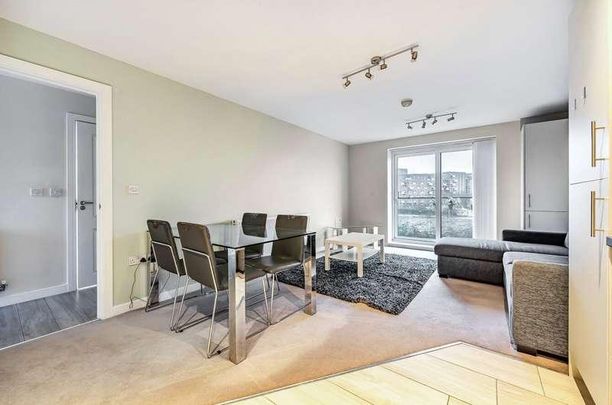 Oscar Wilde Road, Reading, Berkshire, RG1 - Photo 1