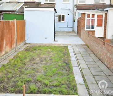 3 bedroom terraced house to rent - Photo 4