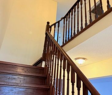 For Lease - 770 Ashprior Avenue, Mississauga, Ontario - Photo 4