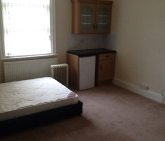 Luxury Student Accommodation - Photo 4