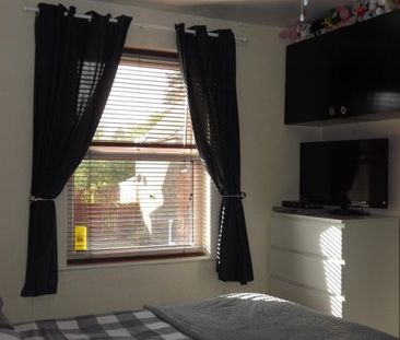 West Green 2 bedroom terraced house to rent - Photo 1