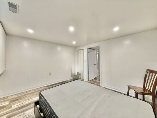 For Lease - 116 Cherrywood Drive Unit# BSMT 1, Newmarket, Ontario - Photo 1