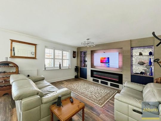 3 bedroom detached house to rent - Photo 1