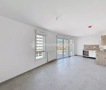 Location Appartement 1 pièce 33m² CLERMONT FERRAND 63000 - Photo 3