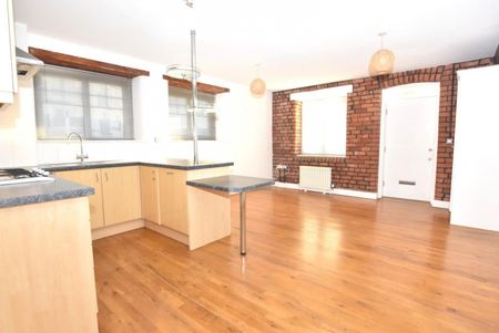 1 bedroom Flat To Let - Photo 2