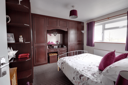 3 bedroom terraced house to rent - Photo 5