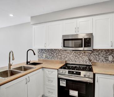 For Lease - 58 Avenue Street Unit# Upper, Oshawa, Ontario - Photo 4