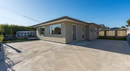 Flexible Living Close to Taupō’s Best Spots - Photo 5